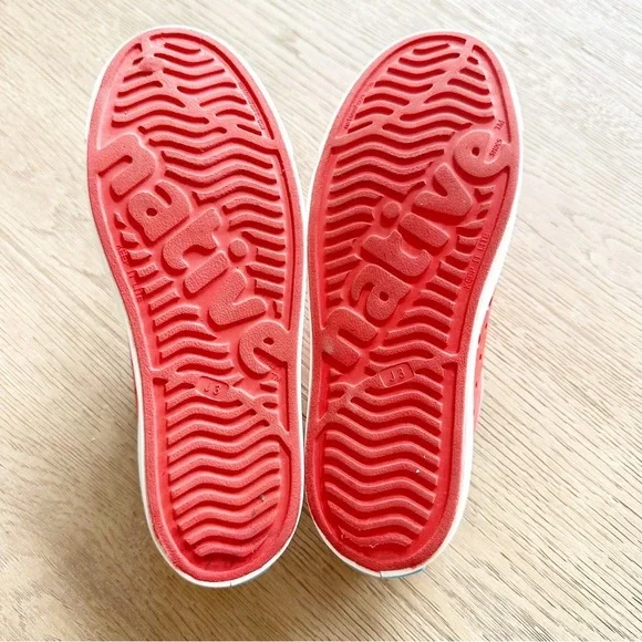 Native x Disney Minnie Mouse Red Jefferson Sneakers - Picture 8 of 8